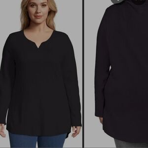 Just My Size Jms by Hanes Women's Plus Size Lightweight Split V-neck Tunic Top.